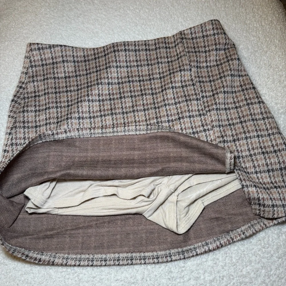 American Eagle Outfitters Plaid Mini Skort - Brown and Black - Picture 2 of 6